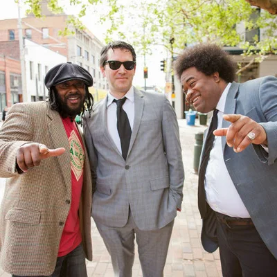 DELVON LAMARR ORGAN TRIO