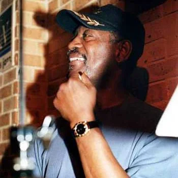 Victor Lewis